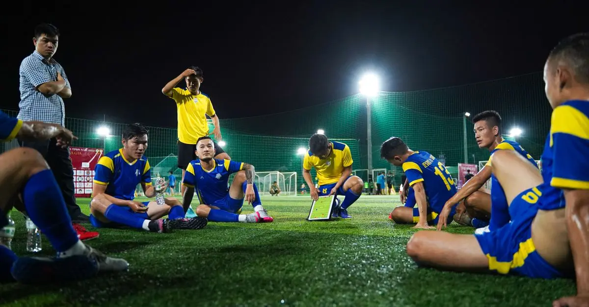 Football Tactics Explained: How Teams Strategise in Matches