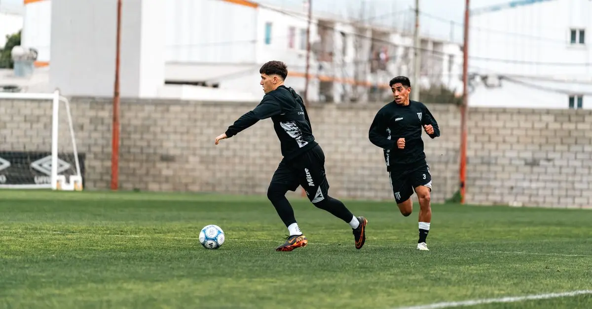 Top 5 Football News Trends to Watch Now