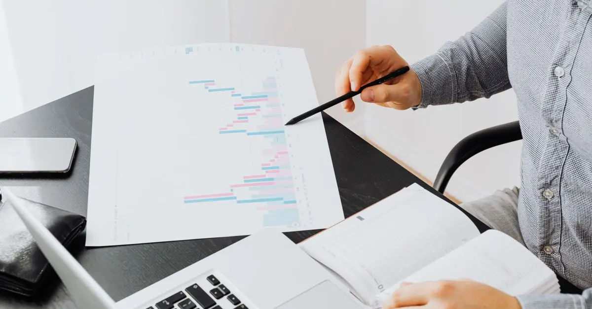 How to Analyse Football News Effectively: Tips and Techniques